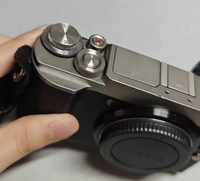 Kamera Mirrorless Lumix DC-GX9 Bekas dengan Sensor CMOS, Video Full HD, Dukungan Kartu SD, Harga Murah