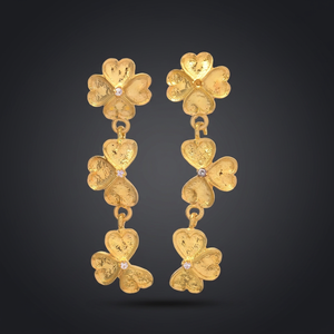 Boucles d'oreilles clous en laiton faites à la main avec perles Tai argentées, motif floral ethnique, bijoux indiens hindous unisexes certifiés, vente en gros pour anniversaire - Product Image 3