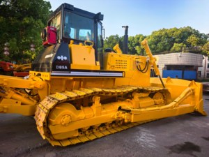 Bulldozer Komatsu D85A-21 Usado de Japón en Venta, D85A-21/D85A-18/D155A-1 en Estado de Funcionamiento - Product Image 2