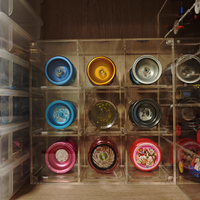 Estante de exhibición multiusos de acrílico personalizado para Yoyo con cubierta magnética