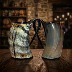 Tasses en corne de Viking style vintage, à paroi simple, isolées sous vide, 450 ml, maintien de la température chaud/froid 6-12h, compatibles lave-vaisselle, avec mousqueton étoile - Product Image 1