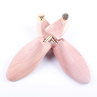 Embauchoirs en bois de cèdre aromatique, anti-plis, désodorisants, anti-humidité, durables, écologiques et ajustables – Meilleures ventes