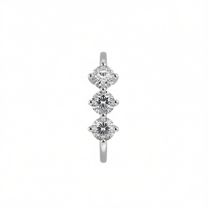 Anillo de Diamantes de Tres Piedras Tiffany & Co., Oro Blanco, Corte Brillante Redondo, Color D, Natural, Certificado por GIA, Anillo de Compromiso Clásico para Mujer - Product Image 1