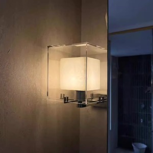 Lámpara de pared estilo chino con pantalla de tela, fuente de luz LED E27 220V para dormitorio y uso en hoteles - Product Image 1