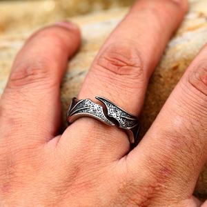 Bague Chevalière Double Aigle en Acier Inoxydable 316L Étanche pour Homme – Argent/Noir/Or – Bijou Audacieux et Masculin - Product Image 2