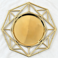 Assiette de présentation en plastique personnalisée, gaufrée en forme de feuille d'or, pour centre de table de mariage et banquet, sous-assiette décorative, vente en gros