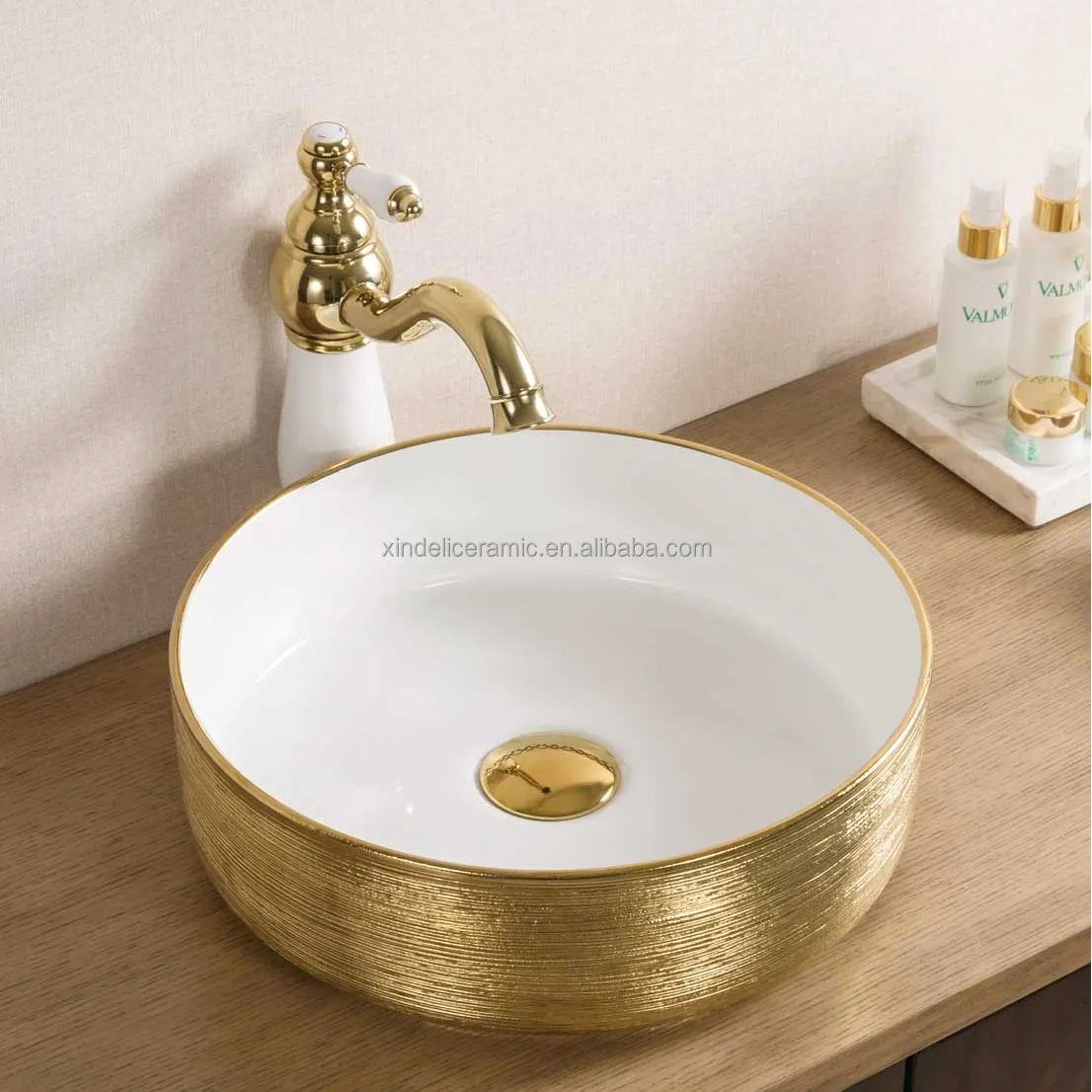 XDL-D357H130 Nice design art bianco placca da appoggio lavabo lavelli da bagno in ceramica oro