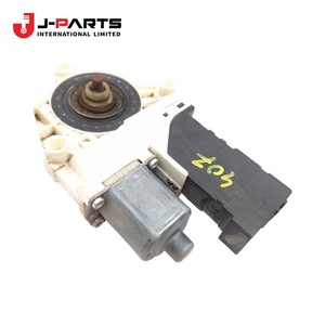 ชุดสวิตช์ควบคุมกระจกไฟฟ้าสำหรับ Toyota HIACE RZH113 ปี 1989-2004 - Product Image 1
