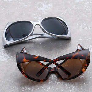 Occhiali moda per donna all'ingrosso occhiali Cool per uomo occhiali da sole economici occhiali Unisex Gentleman Monster fumed - Product Image 4