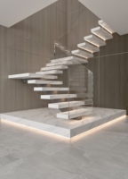 Escalier en colimaçon de qualité supérieure, escalier en spirale, escalier intérieur avec marches en bois massif et cadre noir pour maisons modernes