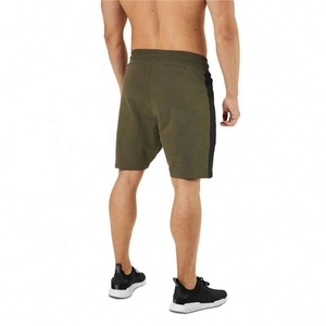 Short d'extérieur pour homme gris chiné avec bandes latérales 100% coton/polyester avec décoration personnalisée et taille élastique - Product Image 5