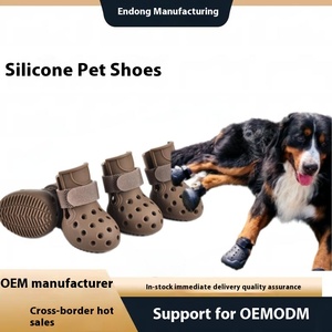Chaussures pour chiens en silicone souple antidérapant, écologiques, tendance hivernale, motif uni, anti-rayures, accessoires vestimentaires pour animaux de compagnie - Product Image 2