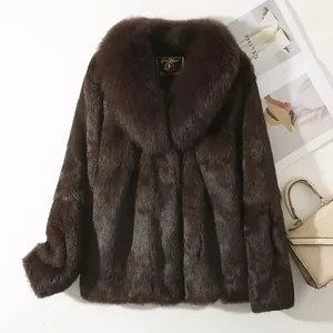 Chaqueta Corta de Invierno para Mujer MWFur con Pelo de Conejo y Cuello de Zorro - Product Image 1