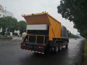 Sinotruk Howo TX 6*4 Kamyon 20 <span class=keywords><strong>m</strong></span>³ Yüksek Kaliteli Senkron Çip Serpme Makinesi Asfalt Serpme Cihazı Euro 2 Sol Direksiyonlu - Product Image 1