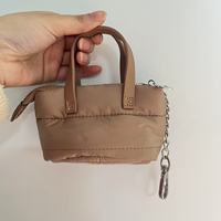 Mini sac fourre-tout gonflé matelassé porte-clés petit sac à main pour femmes mignon sac de maquillage porte-clés breloque accessoires pour sac à dos