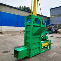 Presse à balles hydraulique verticale avec système d'ensachage automatique pour l'emballage de balles de foin, de paille, d'ensilage et d'herbe