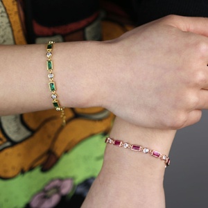 Bracelet rouge vert géométrique rectangle cz pour femmes, nouvel arrivage de printemps <span class=keywords><strong>2023</strong></span> - Product Image 2