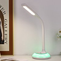 Fabrication de produits modernes pour la protection des yeux Lampe de table pliable de conception nouvelle Lampe de bureau à DEL avec gradateur tactile et éclairage RVB