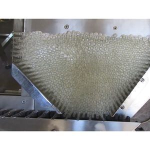 Machine de remplissage et de capsulage de bouteilles <span class=keywords><strong>d</strong></span>'ampoules Machine de remplissage <span class=keywords><strong>d</strong></span>'ampoules en verre et plastique de gros de Chine - Product Image 3