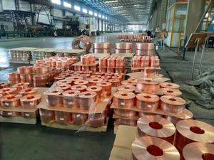 Le <span class=keywords><strong>cuivre</strong></span> pur extérieur lumineux rouge dépouille la <span class=keywords><strong>feuille</strong></span> <span class=keywords><strong>de</strong></span> <span class=keywords><strong>cuivre</strong></span> pour des applications <span class=keywords><strong>de</strong></span> carte PCB coupent et soudent le traitement disponible - Product Image 2