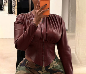 Veste Courte Décontractée en Similicuir PU pour <span class=keywords><strong>Femme</strong></span>, Manches Longues, Fermeture Éclair, Doublure Polyester, Couleur Unie, Respirante – Collection Automne - Product Image 1