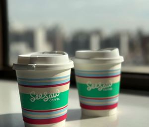Gobelets à café en papier personnalisés aux couleurs arc-en-ciel, nouvelle collection pour les startups, 8oz, 10oz, 12oz, 16oz, à double paroi simple ou double, avec couvercles - Product Image 4