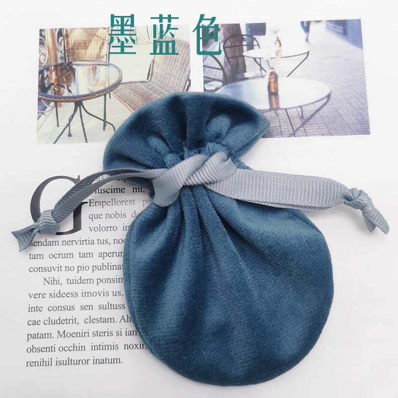 bleu foncé