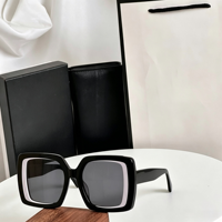 Lunettes de soleil unisexes carrées à monture intégrale avec verres dégradés et protection UV pour les activités de plein air, la plage et la pêche
