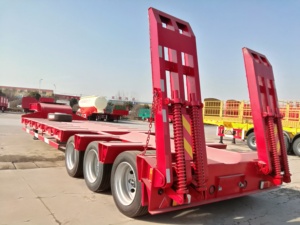 Remolque de plataforma baja de 80 toneladas de alta resistencia con rampas hidráulicas plegables para el transporte de maquinaria de construcción - Product Image 2