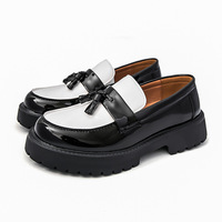 Chaussures basses à plateforme pour hommes, rehaussantes, à enfiler, avec pompons, semelle antidérapante, doublure en cuir véritable - Style décontracté et tendance