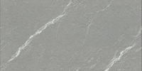 Comptoir gris en pierre frittée grand format, aspect marbre glacé, dalle 3200*1600mm, durable, pour salon et salle à manger