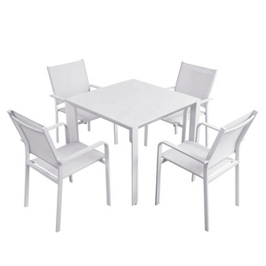 Salle à manger empilable de qualité Bistro Patio Tables et chaises en aluminium Mobilier d'extérieur Ensembles de meubles de jardin en plein air - Product Image 1