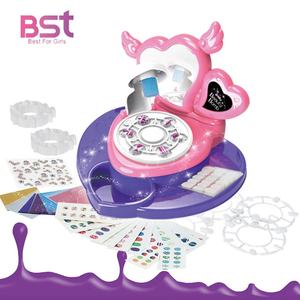 Juego <span class=keywords><strong>de</strong></span> belleza, certificado <span class=keywords><strong>de</strong></span> juego, juego <span class=keywords><strong>de</strong></span> <span class=keywords><strong>estudio</strong></span> <span class=keywords><strong>de</strong></span> arte <span class=keywords><strong>de</strong></span> <span class=keywords><strong>uñas</strong></span> lavable con seguridad <span class=keywords><strong>para</strong></span> niños, pegatinas <span class=keywords><strong>de</strong></span> Arte <span class=keywords><strong>de</strong></span> <span class=keywords><strong>uñas</strong></span>, juguetes <span class=keywords><strong>de</strong></span> maquillaje <span class=keywords><strong>para</strong></span> <span class=keywords><strong>niñas</strong></span> - Product Image 1