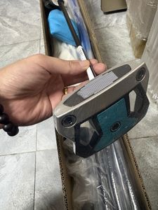 Putter <span class=keywords><strong>de</strong></span> <span class=keywords><strong>Golf</strong></span> Personalizado Estilo Mallet, Cara <span class=keywords><strong>de</strong></span> Putter Fresada por CNC, Diseño Forjado, Portátil, con Varilla <span class=keywords><strong>de</strong></span> Goma, Grafito y Acero - Product Image 4