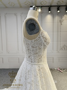 QUEENSGOWN Vintage Water Soluble Lace Wedding <strong>Dress</strong> Beaded Strap and <strong>Basque</strong> Waist A-Line Bridal <strong>Dress</strong> Sexy V-Neck <strong>Dress</strong> - Product Image 4