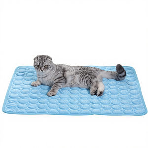 Yazlık Akıllı Soğutucu Nefes Alabilen Kumaş Evcil Hayvan Yatağı Köpekler ve Kediler için Buz İpeği - Product Image 1