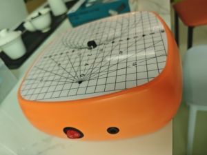 Cutter électrique sans lame pour enfants - Outil de bricolage, jouet éducatif Montessori, coupe précise jusqu'à 3 mm - Product Image 2