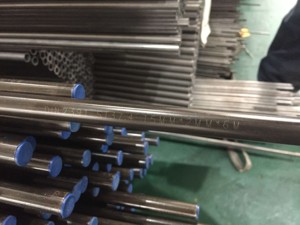 OEM/ODM 14mm 16mm OD Tube en <span class=keywords><strong>acier</strong></span> au carbone ST35 ST37.4 <span class=keywords><strong>E235</strong></span> Tube en <span class=keywords><strong>acier</strong></span> de précision hydraulique sans couture - Product Image 2