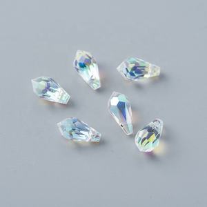 Venta al por mayor agujero lateral multi-Sección tridimensional gota de agua colgante de cristal redondo AB Color cuentas sueltas hechas a mano - Product Image 2