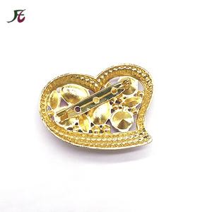 Accessori per gioielli per signora di moda all'ingrosso 2021 fatti a mano in lega d'oro rosso strass cuore spilla di san valentino - Product Image 4