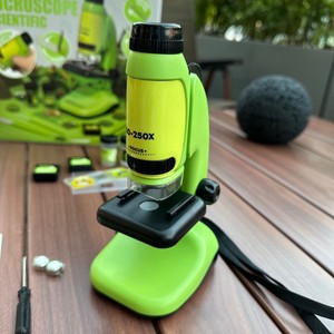 Kids' Portable Microscope LED Light 3-12x Zoom Fully Multi-Coated Lenses Handheld Model <b>Alkaline</b> <b>AA</b> <b>Battery</b> PVC Material for - Product Image 4