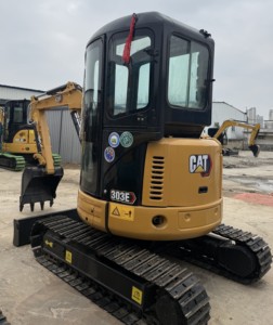 Mini excavadora hidráulica CAT303E de segunda mano, de alta calidad, con pocas horas de trabajo, mini excavadora usada de 3 toneladas, cat303e, 3 toneladas. - Product Image 1