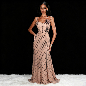 <span class=keywords><strong>Robe</strong></span> longue <span class=keywords><strong>de</strong></span> soirée élégante pour femme, <span class=keywords><strong>rose</strong></span> poudré à pois, avec détails floraux 3D et ourlet sirène - Product Image 4