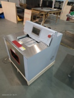 Tafelmodel clingfilm wikkelmachine voor supermarkt fruit- en groentebakjes, verzegeling van voedselverpakkingen, leverancier van verpakkingsapparatuur