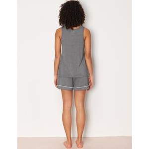 Ensemble de pyjama pour femmes en viscose de bambou personnalisé, débardeur sans manches avec short, vêtements de détente d'été gris - Product Image 1