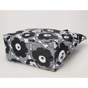 Large-capacity Polyester Ladies Handbag with Zipper Closure Waterproof & Durable Cartoon Print Chain Strap Multiple Colors - Product Image 5