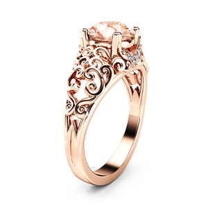 Anello in Cristallo Traforato Tono Rosa per Donne, Motivo Floreale, Elegante Accessorio Moda Quotidiano - Product Image 1