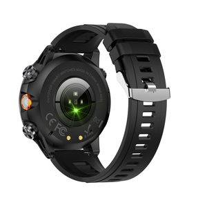 Reloj Inteligente AK91 con Llamadas por Bluetooth, 100 Modos Deportivos, Pantalla HD de 1.7'', Linterna Integrada, Brújula, Batería de 1000 mAh para Hombres, Deportes al Aire Libre - Product Image 5