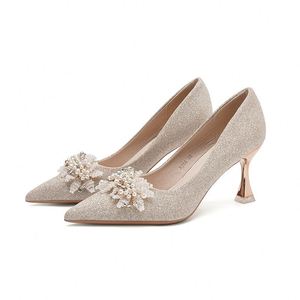 Chaussures de mariée champagne à bout pointu et talons hauts pour femme, assorties pour mariage Xiuhe - Product Image 5