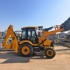 รถตักล้อยาง สภาพดี ใช้งานได้ JCB 3CX รถแบคโฮแท้ อุปกรณ์ก่อสร้างสำหรับฟาร์ม Jcb3cx พร้อมชิ้นส่วนเครื่องยนต์หลัก - Product Image 2